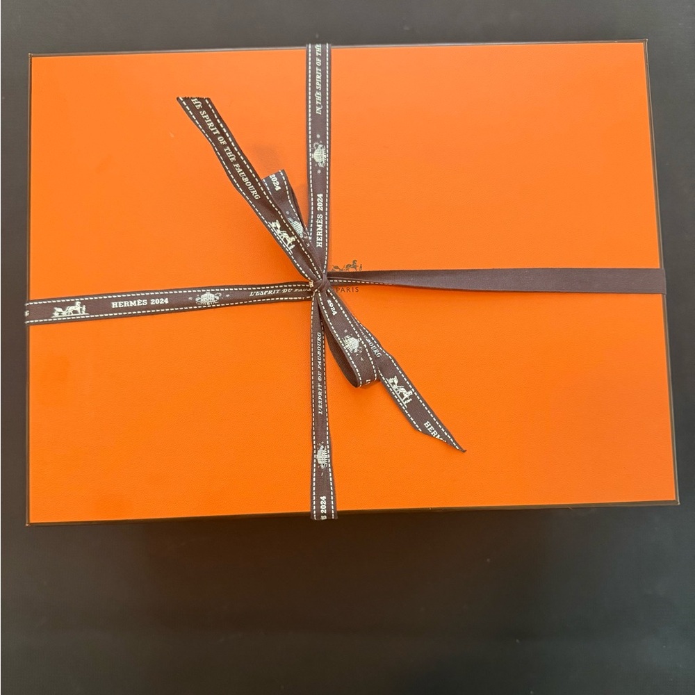 Hermes In The Loop 18, Etoupe, BNIB. $5000